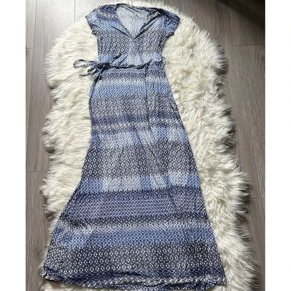 Three 3 Dot Surplice Wrap Maxi Dress Anthropologie Navy White Batik Pattern XS - Picture 2 of 7